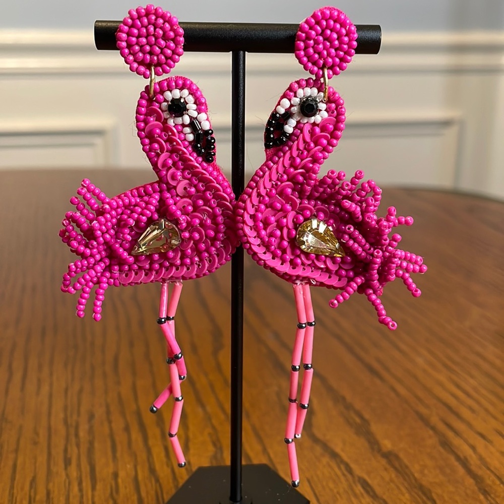 Flamingo 🦩 Beaded Earrings